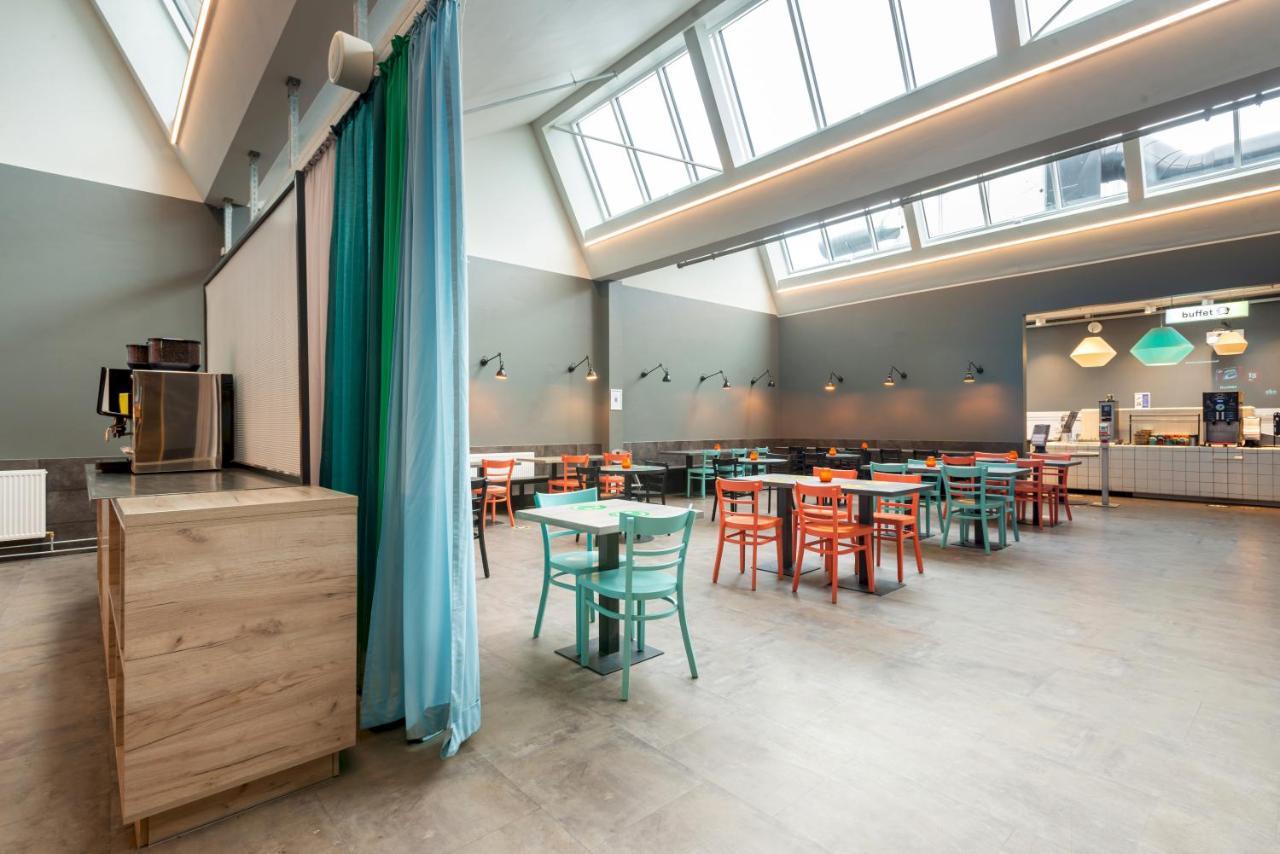 A&O Copenhagen Sydhavn Hostel Exterior photo