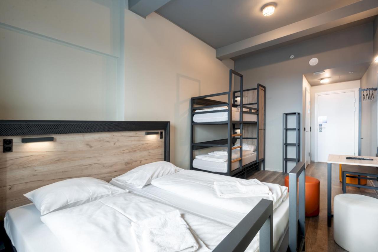 A&O Copenhagen Sydhavn Hostel Exterior photo